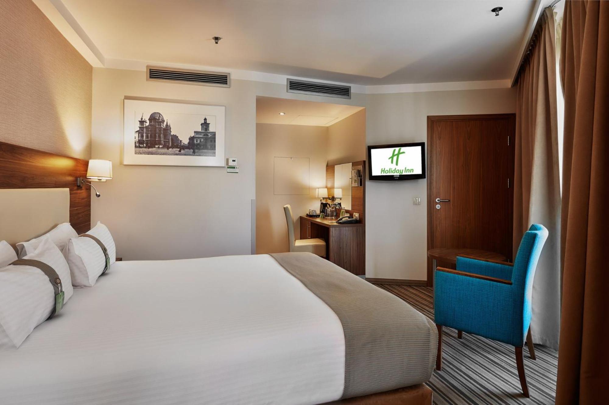 Holiday Inn Lodz By Ihg Bagian luar foto