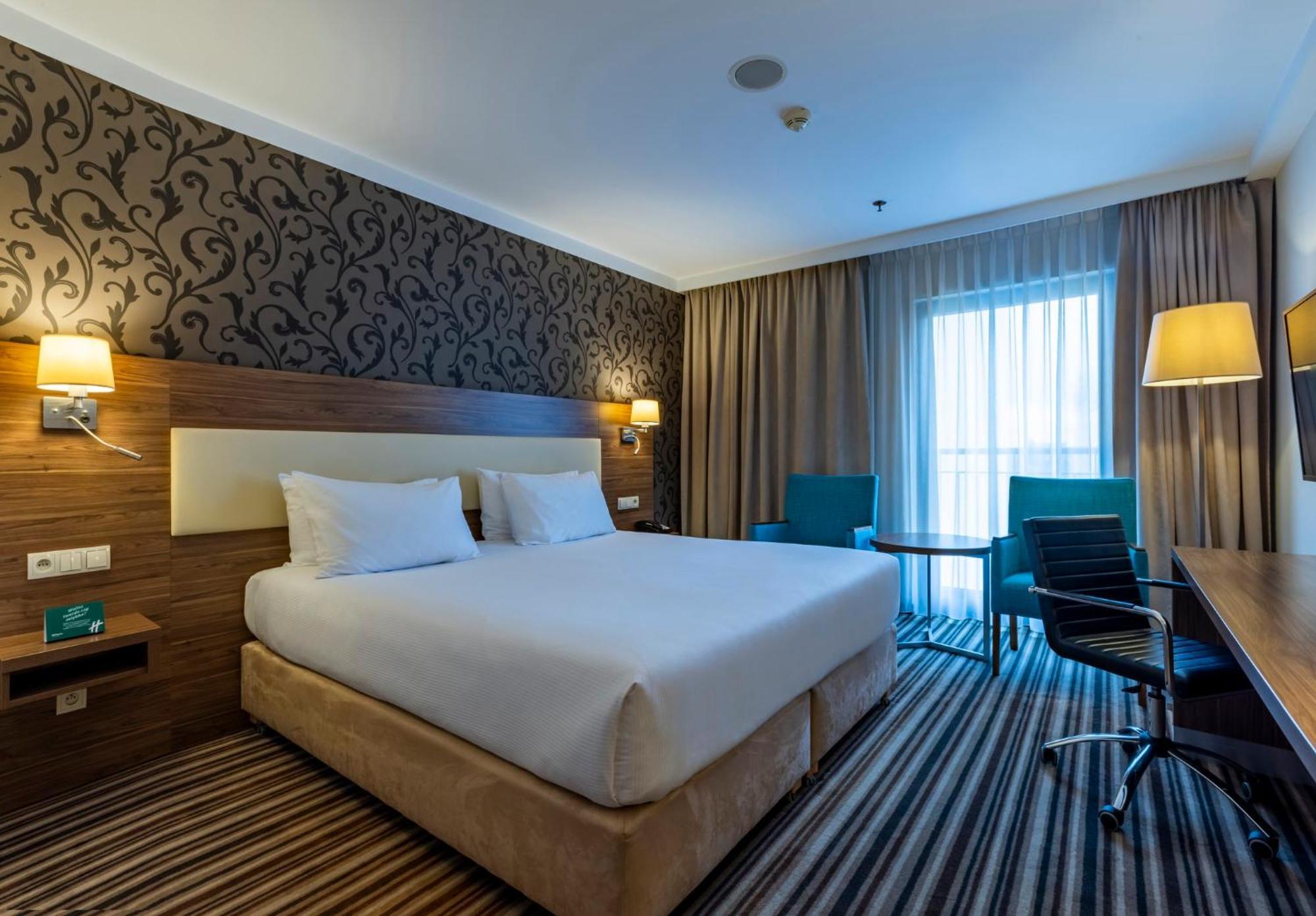 Holiday Inn Lodz By Ihg Bagian luar foto